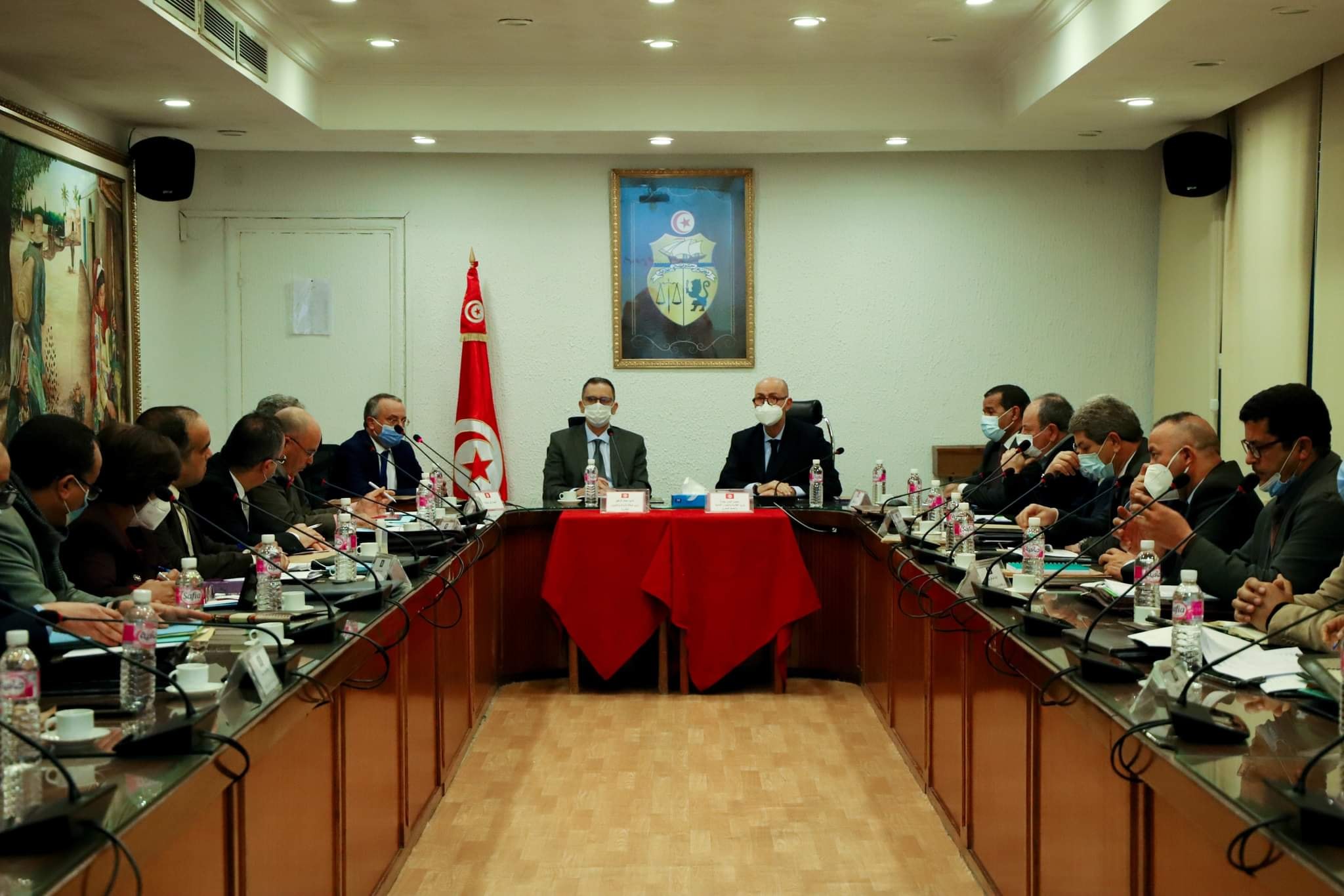 You are currently viewing La situation des terres domaniales agricoles dans le gouvernorat de Siliana au cœur d’une Séance de travail entre les ministres des domaines de l&rsquo;Etat et de l&rsquo;agriculture. 