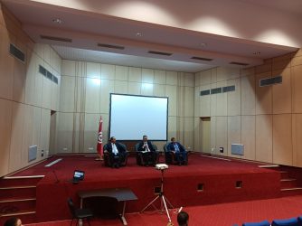 Lire la suite à propos de l’article Le ministre des domaines de l&rsquo;Etat donne le coup d&rsquo;envoi des sessions de formation autour de la norme comptable de l&rsquo;Etat relative aux immobilisations corporelles.