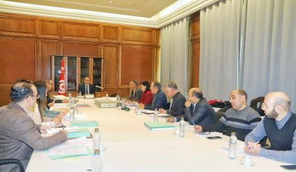 Lire la suite à propos de l’article La commission nationale de cession approuve 22 dossiers de cession des biens immobiliers revenant à l&rsquo;Etat et appartenant à des étrangers.