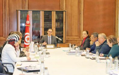 Lire la suite à propos de l’article 350 ha de terres domaniales sont nécessaires pour la réalisation et l&rsquo;aménagement des zones industrielles dans plusieurs régions.