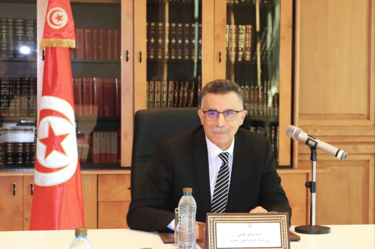 You are currently viewing وزارة أملاك الدّولة : مراجعة قانون الانتزاع للتسريع في إنجاز المشاريع العمومية وحفظ حقوق المستحقّين.