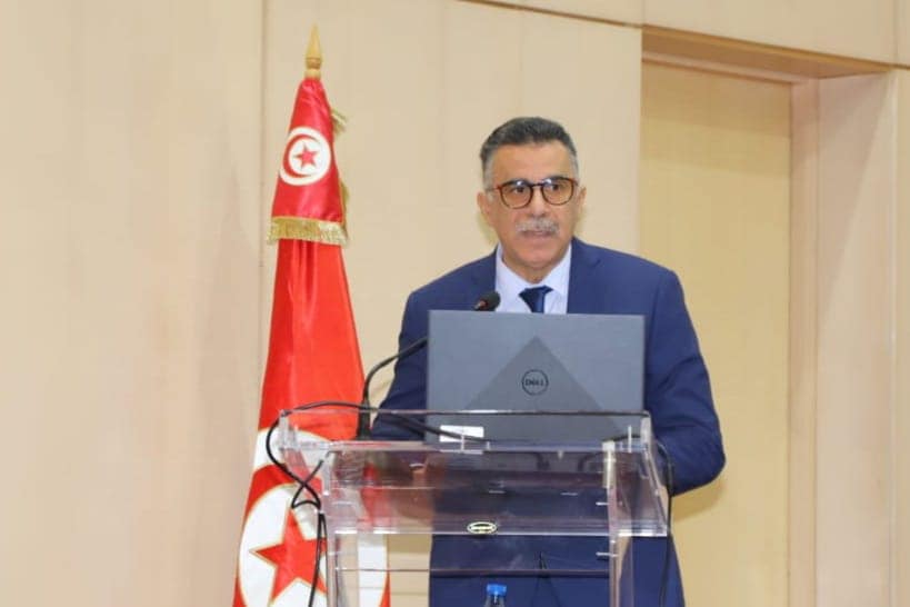 You are currently viewing وزير أملاك الدولة يدعو الإدارات الجهوية لتكثيف المعاينات الميدانية للعقارات الدولية والتسريع في تسجيلها والتحلي بروح المسؤولية الوطنية لحماية ملك الدولة.