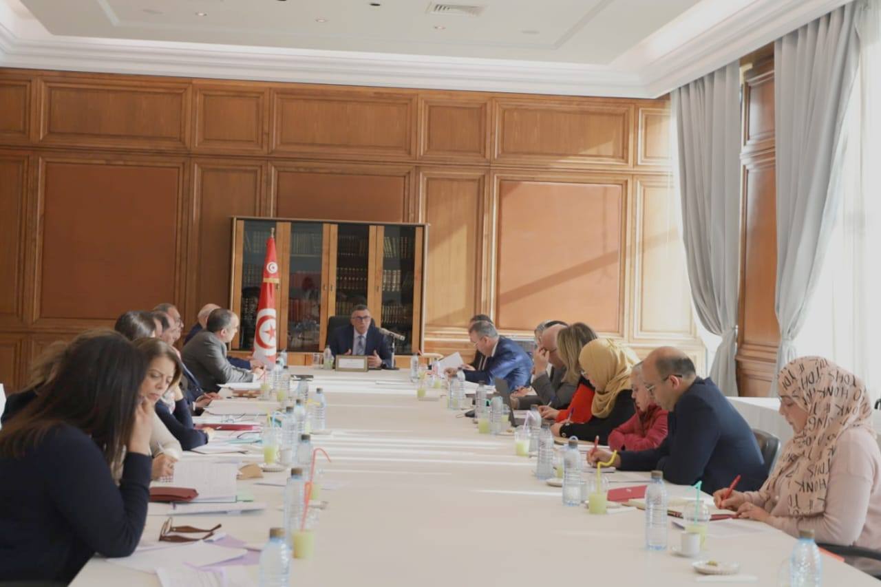 Lire la suite à propos de l’article Le ministre des domaines de l&rsquo;Etat annonce la création de groupes de travail pour valoriser le patrimoine immobilier de  l&rsquo;Etat.